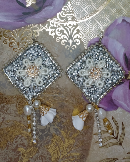 Dizajnové náušnice "Elegantný a moderný dizajnér"